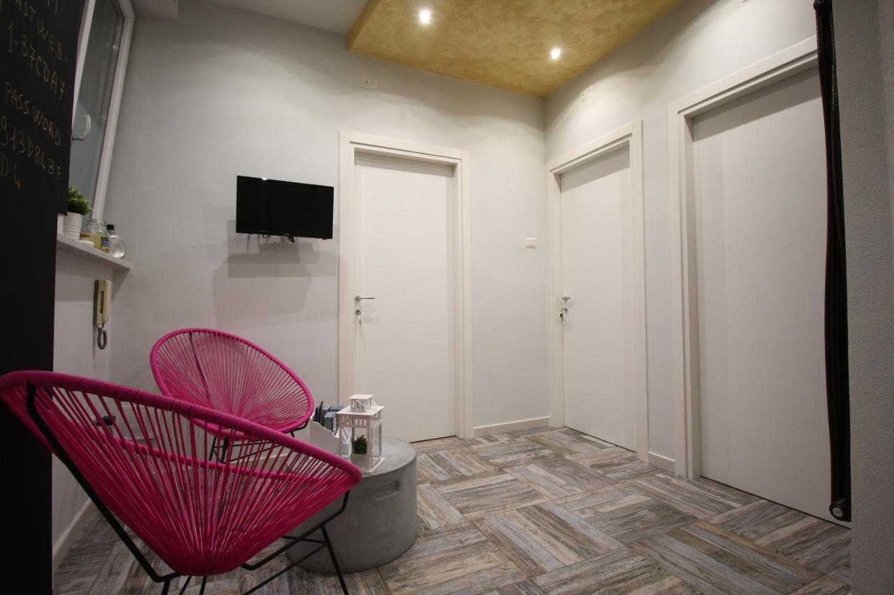 Recia Room Napoli Eksteriør billede